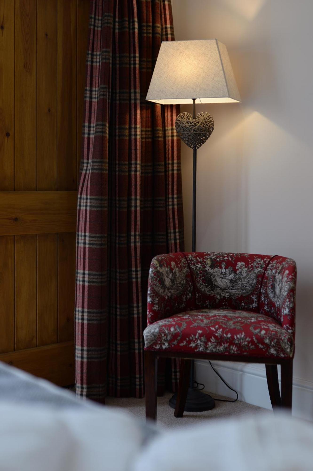The Red Lion, Barn Bed & Breakfast *